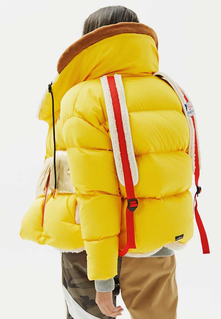 PUFFER DOWN JACKET